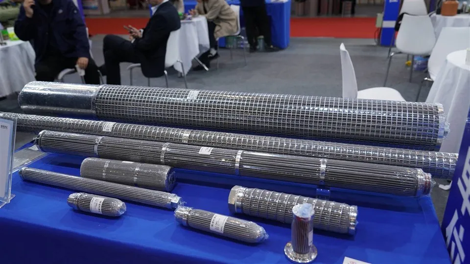 Прилагођене величине 10\\" 20\\" 30\\" 40\\" од нерђајућег челика наборани филтер уложак Уље хидраулични филтер Фибер филтер мреже Употреба