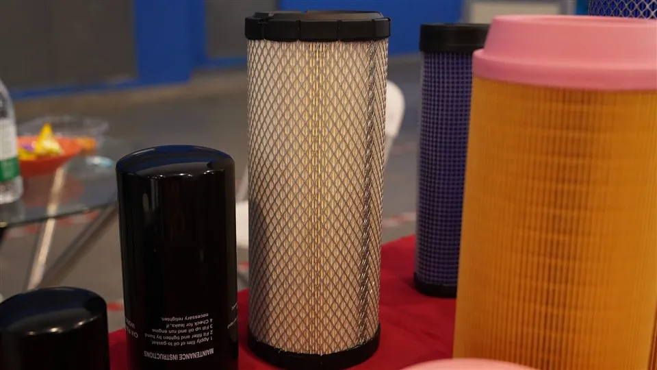 Високо{0}}ефикасни ваздушни филтери за тешке камионе Ц17337 Део трактора Филтер за моторно уље 87438245 ЦА-839А Греат Хепа филтери за ваздух