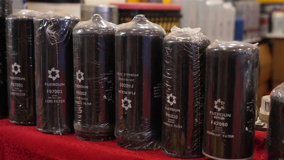 Висококвалитетни ваздушни компресор са филтером за уље 1625752500 1625752501